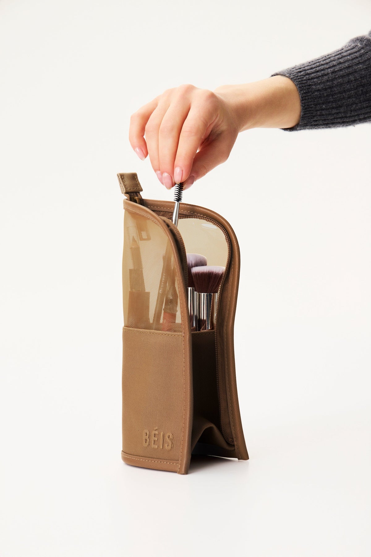 The Makeup Brush Pouch in Camel